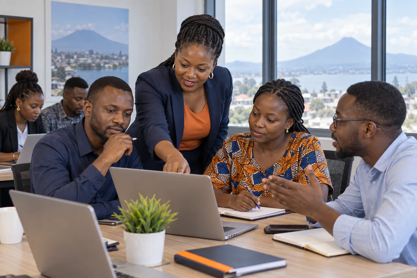 An instructor supports entrepreneurs during an e-commerce workshop